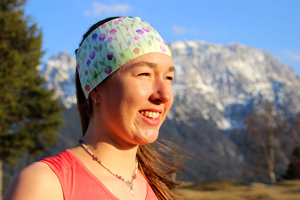 Mädchen mit Stirnband