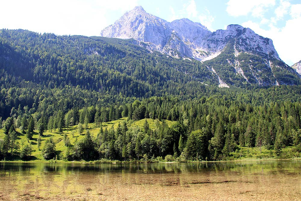 Ferchensee mit Blick auf Wetterstein